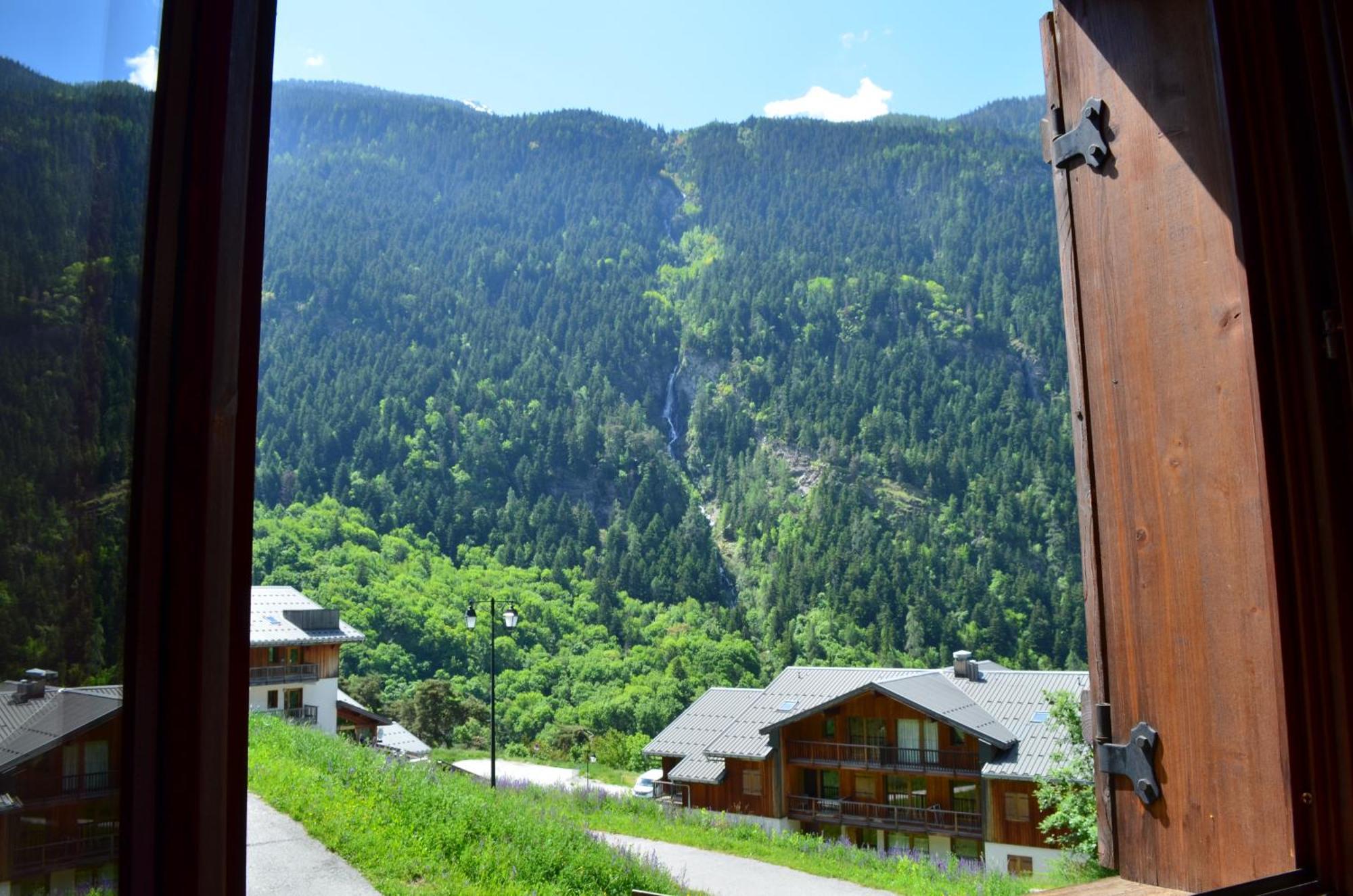 Appartements 3 Vallees, Piscine Et Sauna Orelle Exterior foto